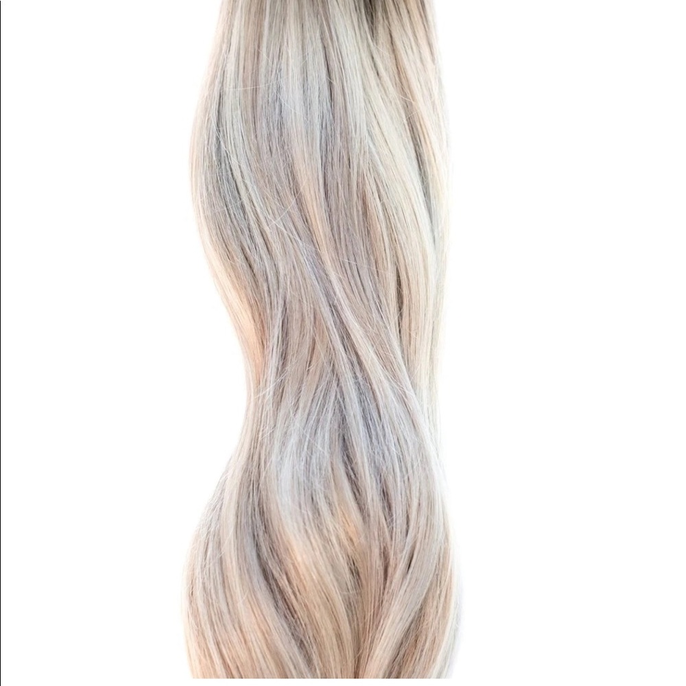 Brittany Aldean 22” clip-ins. 7 pieces, 100% Human Remy Hair